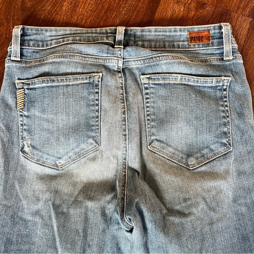PAIGE HOXTON Crop RIPPED JEANS - Picture 5 of 12